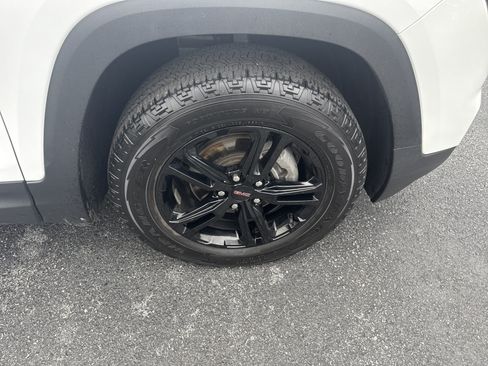 Used 2023 GMC Terrain AT4 AWD/4WD image 18