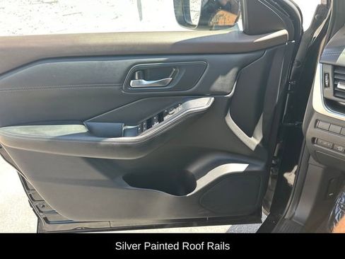Used 2023 Nissan Rogue SV w/ SV Premium B Package FWD image 20