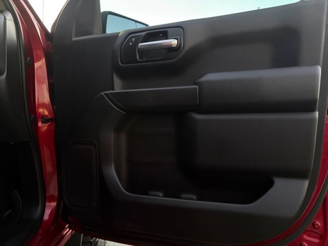 Used 2019 Chevrolet Silverado 1500 Custom Trail Boss w/ Custom Convenience Package AWD/4WD image 16