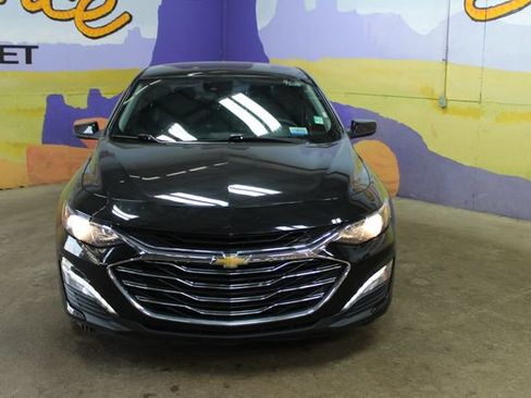 Used 2023 Chevrolet Malibu LT FWD image 3