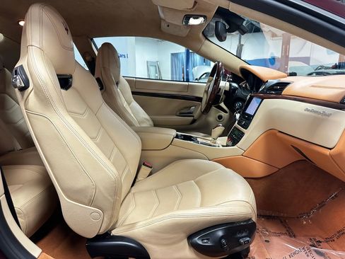 Used 2013 Maserati GranTurismo Sport RWD image 19