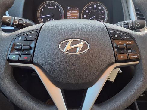 Used 2017 Hyundai Tucson SE image 5