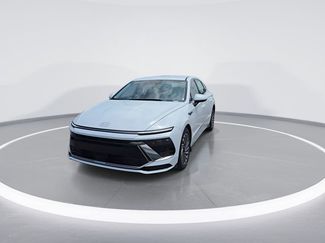 New 2025 Hyundai Sonata SEL video 3