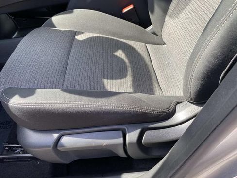 Used 2021 Nissan Rogue S AWD/4WD image 22