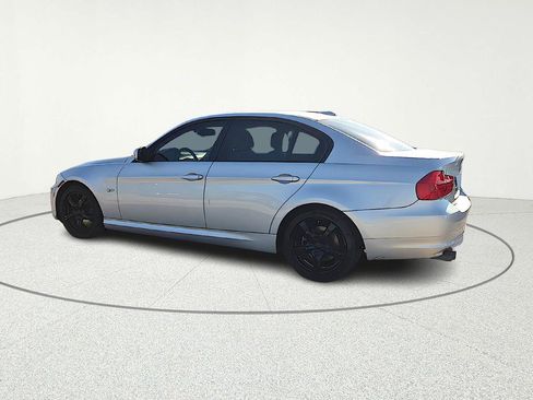 Used 2011 BMW 328i Sedan image 4
