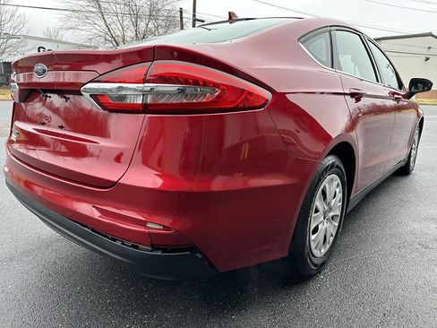 Used 2020 Ford Fusion S image 5