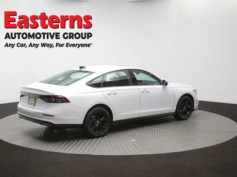 Used 2025 Honda Accord SE image 40