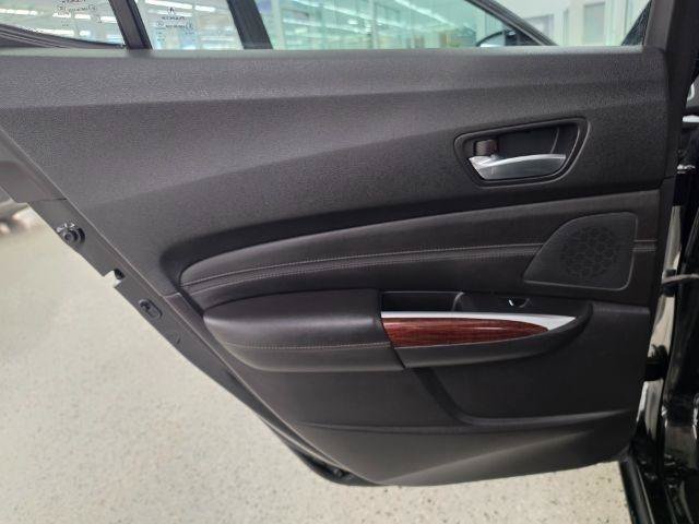 Used 2015 Acura TLX w/ Technology Package FWD image 30