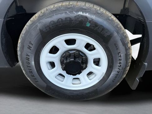 Used 2024 Chevrolet Brightdrop 400 w/ Commercial Equipment Package AWD/4WD image 25