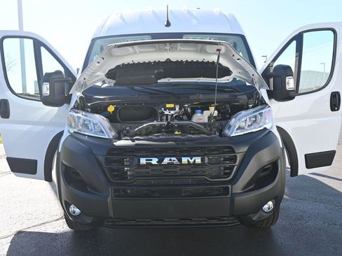 New 2025 RAM ProMaster 2500 w/ Convenience Group image 17