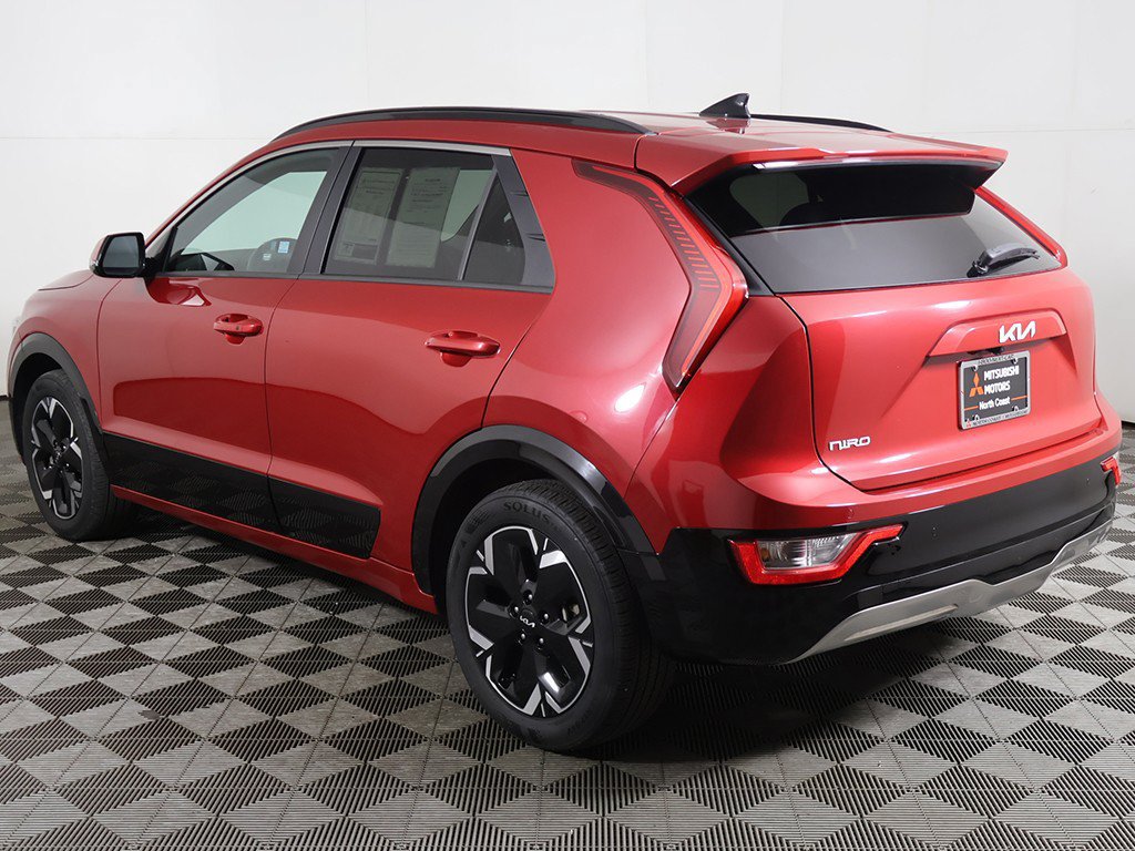 Used 2023 Kia Niro Wind FWD image 9