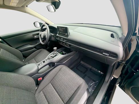 Used 2024 Honda HR-V LX image 31