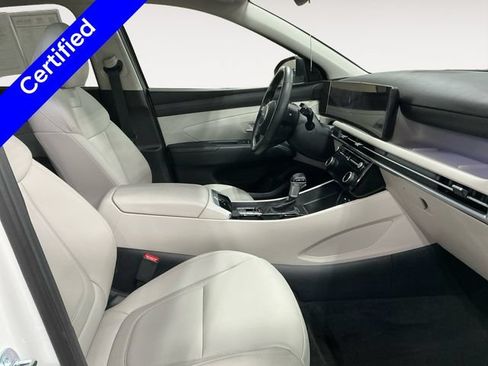 Certified 2025 Hyundai Tucson SEL AWD/4WD image 16