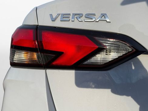 New 2025 Nissan Versa SV w/ Trunk Package FWD image 21