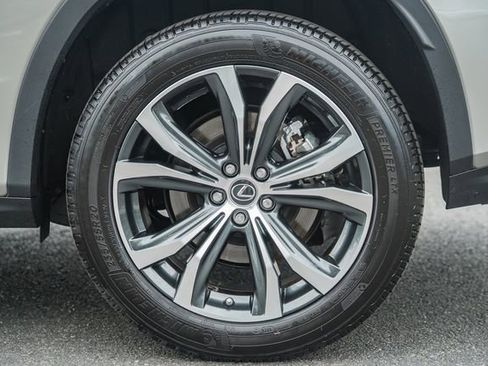 Used 2021 Lexus RX 350L FWD w/ Premium Package image 17