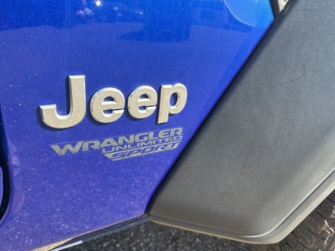 Used 2019 Jeep Wrangler Unlimited Sport S image 22