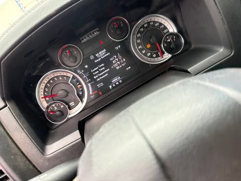 Used 2017 RAM 1500 Laramie w/ Convenience Group AWD/4WD image 24