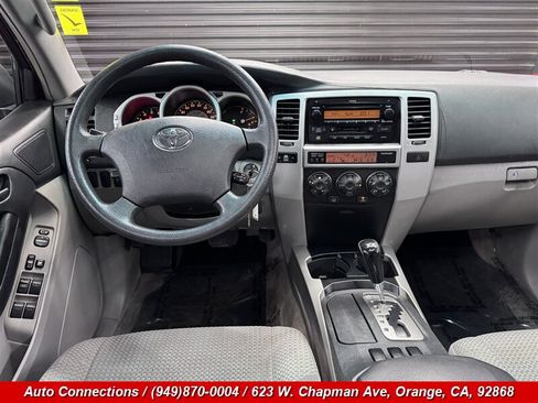 Used 2004 Toyota 4Runner SR5 RWD image 12