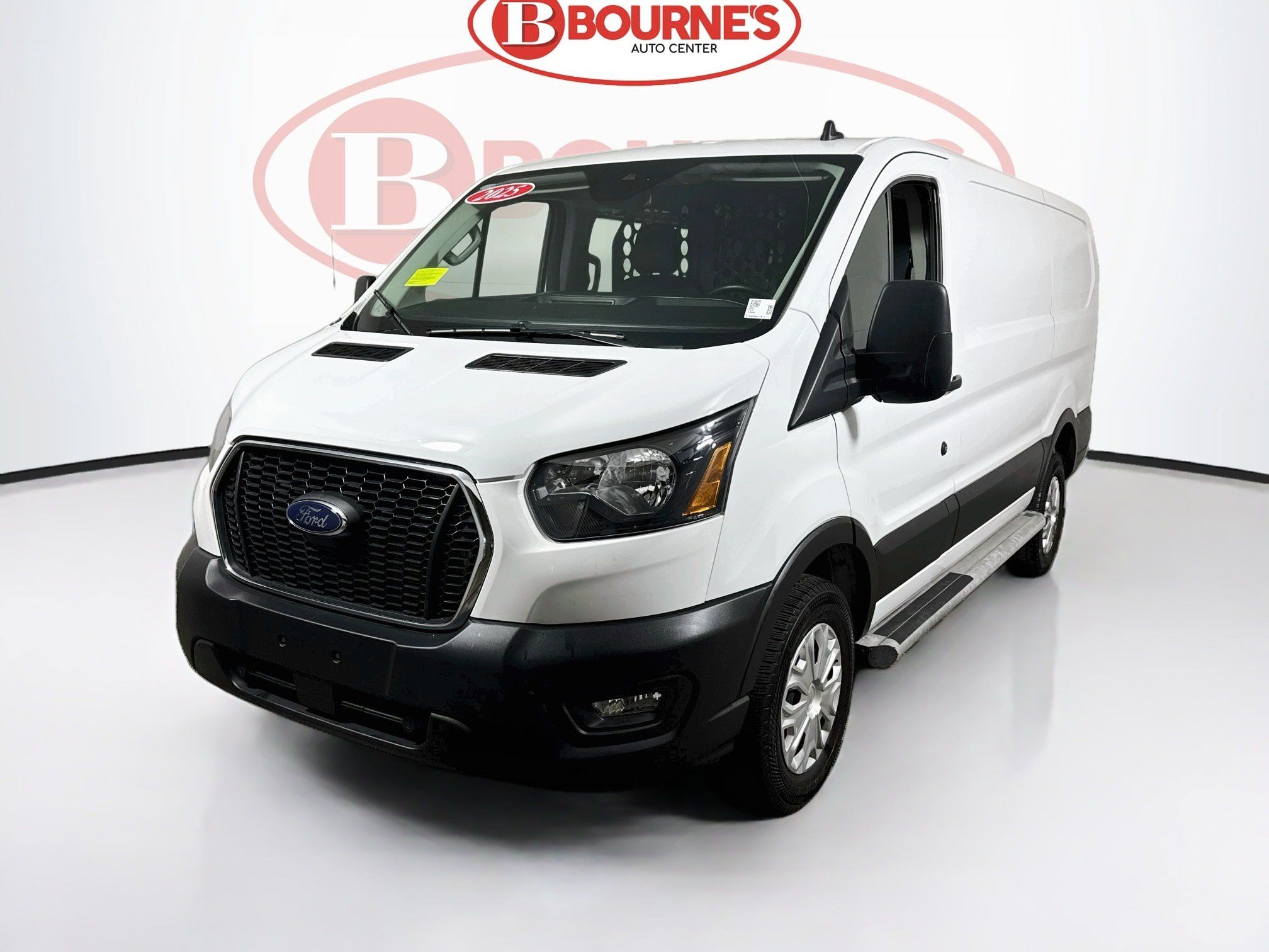 Used 2025 Ford Transit 250 Low Roof w/ Exterior Upgrade Package RWD image 4