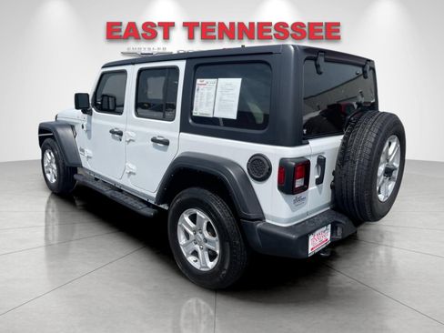 Used 2023 Jeep Wrangler Unlimited Sport AWD/4WD image 5