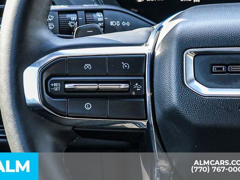 Used 2025 GMC Yukon XL Denali AWD/4WD image 37