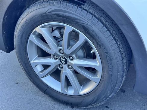 Used 2014 Hyundai Santa Fe Sport 2.0T FWD image 19