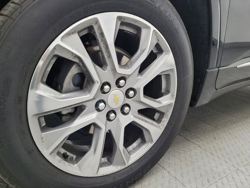Used 2018 Chevrolet Traverse Premier w/ Driver Confidence II Package image 31