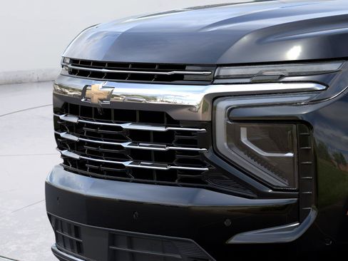 New 2026 Chevrolet Suburban LT w/ Comfort Package RWD image 13