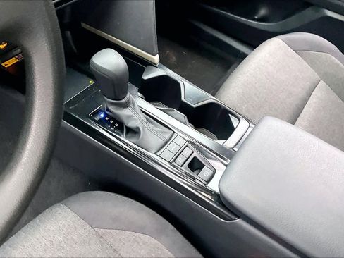 Used 2025 Toyota Camry LE FWD image 16