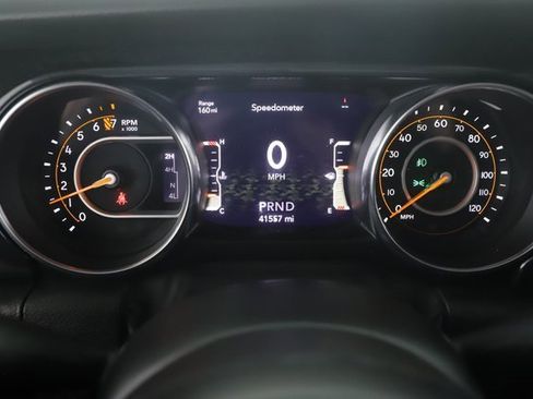 Used 2022 Jeep Gladiator Sport image 19