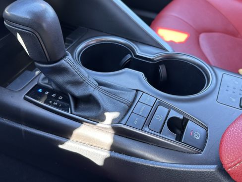 Used 2024 Toyota Camry XSE image 27