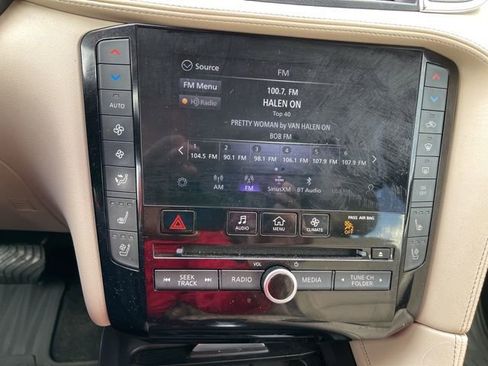 Used 2021 INFINITI QX50 Sensory w/ Accent Package AWD/4WD image 11