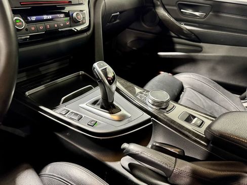 Used 2018 BMW 430i Convertible image 19