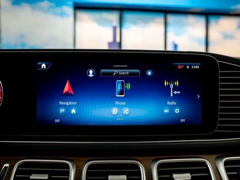 Used 2026 Mercedes-Benz GLS 450 4MATIC image 19