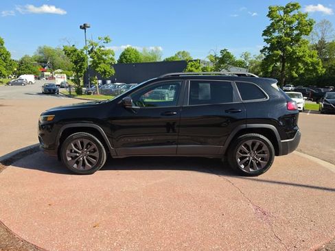 Used 2021 Jeep Cherokee Latitude Lux 80th Anniv w/ Quick Order Package 26U 80TH AWD/4WD image 2