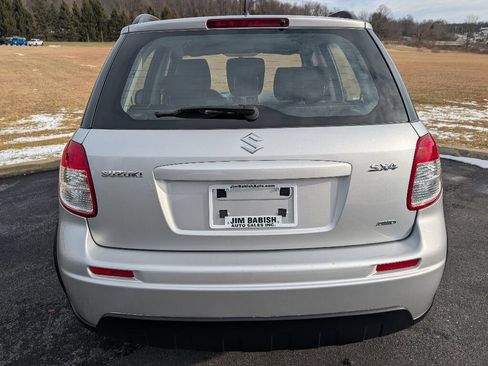 Used 2011 Suzuki SX4 AWD Hatchback image 6