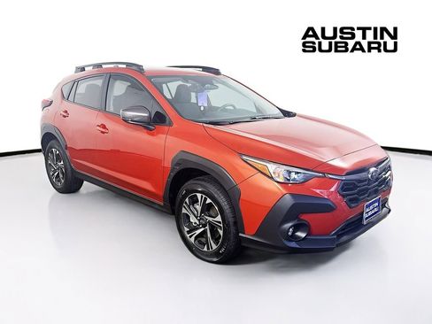 Used 2025 Subaru Crosstrek 2.0i Premium image 1