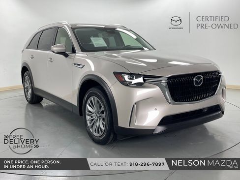 Certified 2025 MAZDA CX-90 3.3 Turbo w/ Preferred Package image 4
