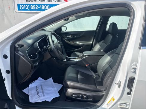 Used 2024 Chevrolet Malibu LT image 19