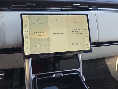 New 2026 Land Rover Range Rover Long Wheelbase SE image 20