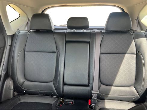 Used 2021 Kia Seltos SX w/ SX Sunroof Package image 16