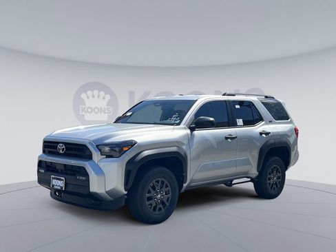 New 2026 Toyota 4Runner SR5 RWD image 1