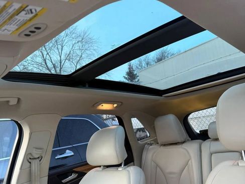 Used 2016 Lincoln MKC Select w/ Select Plus Package image 11