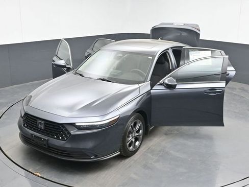 Used 2023 Honda Accord EX image 48