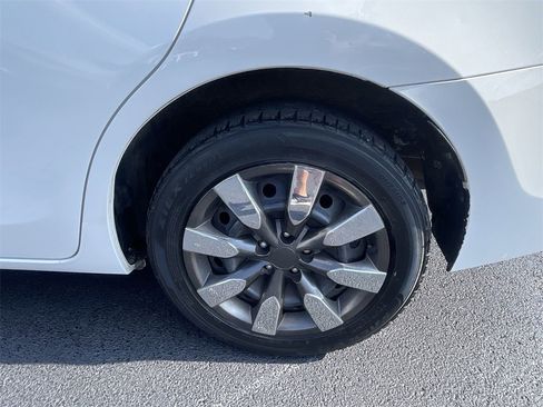 Used 2014 Toyota Corolla S image 8