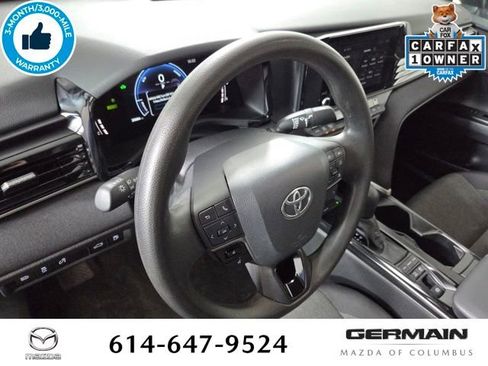 Used 2025 Toyota Camry LE image 17