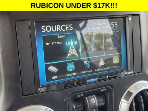 Used 2017 Jeep Wrangler Unlimited Rubicon w/ Cold Weather Group AWD/4WD image 18