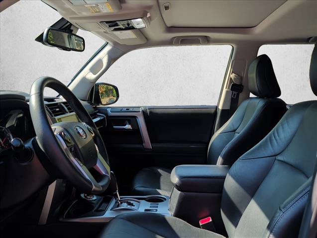 Used 2022 Toyota 4Runner Limited AWD/4WD image 10