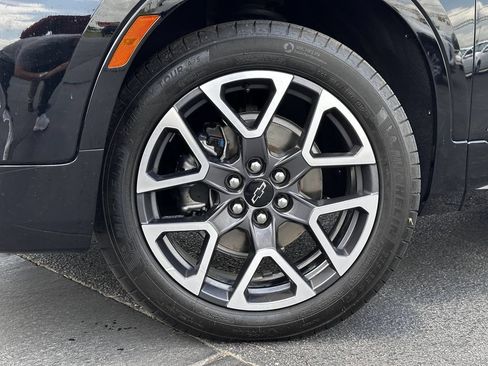 Certified 2025 Chevrolet Blazer RS w/ Enhanced Convenience Package FWD image 3