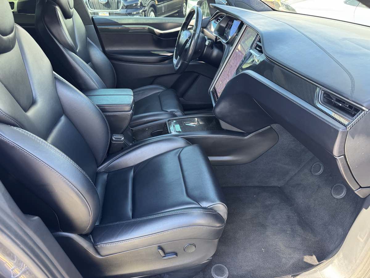 Used 2018 Tesla Model X AWD/4WD image 14
